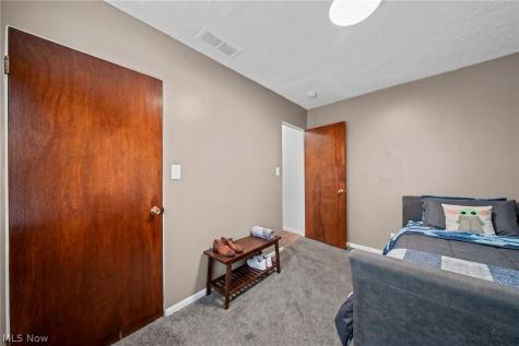 1235 Roslyn Avenue Akron OH 44320
