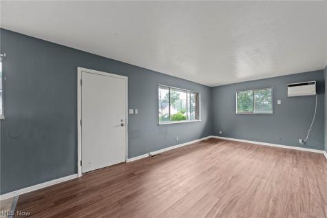 1235 Roslyn Avenue Akron OH 44320