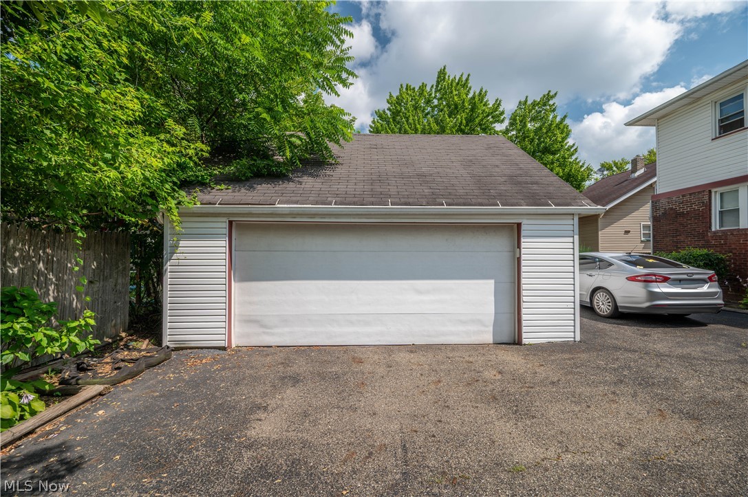 626 Woodbine Avenue SE Warren OH 44483