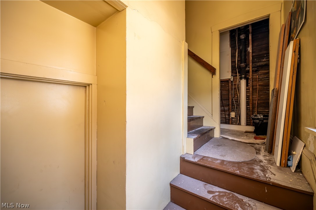 626 Woodbine Avenue SE Warren OH 44483