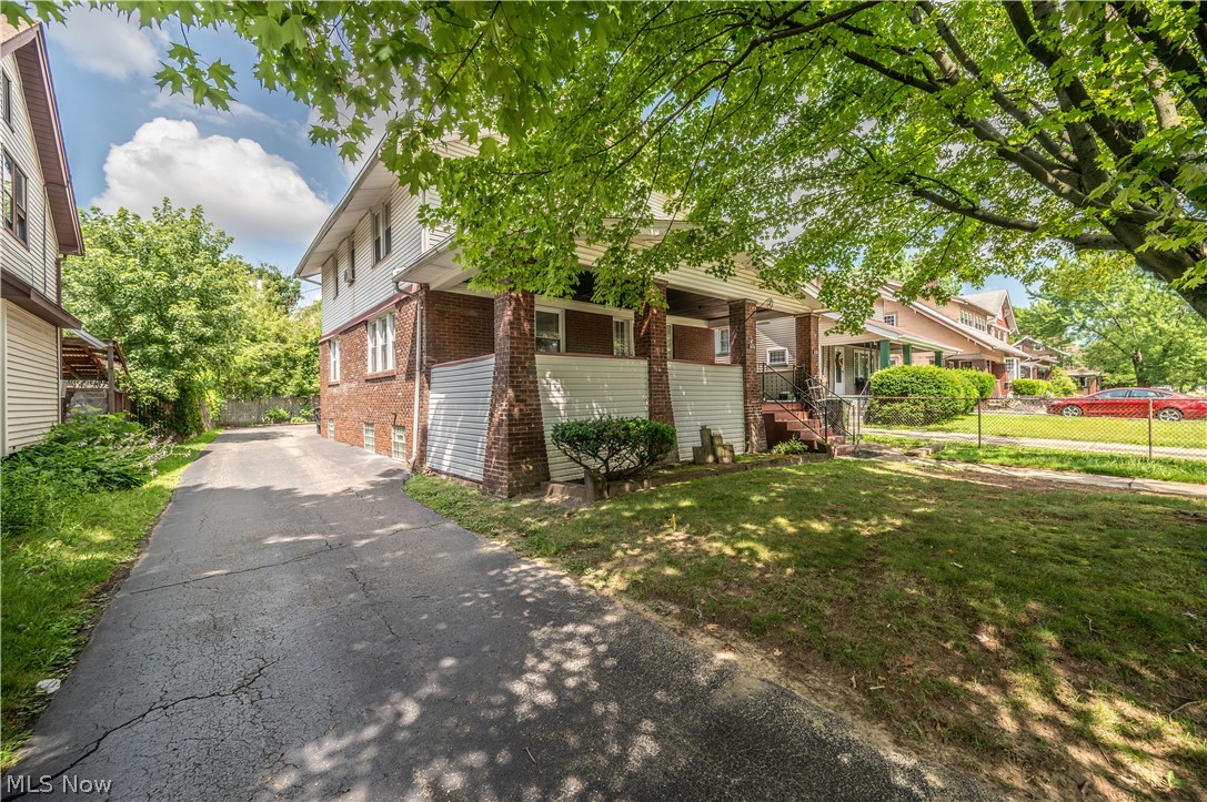 626 Woodbine Avenue SE Warren OH 44483