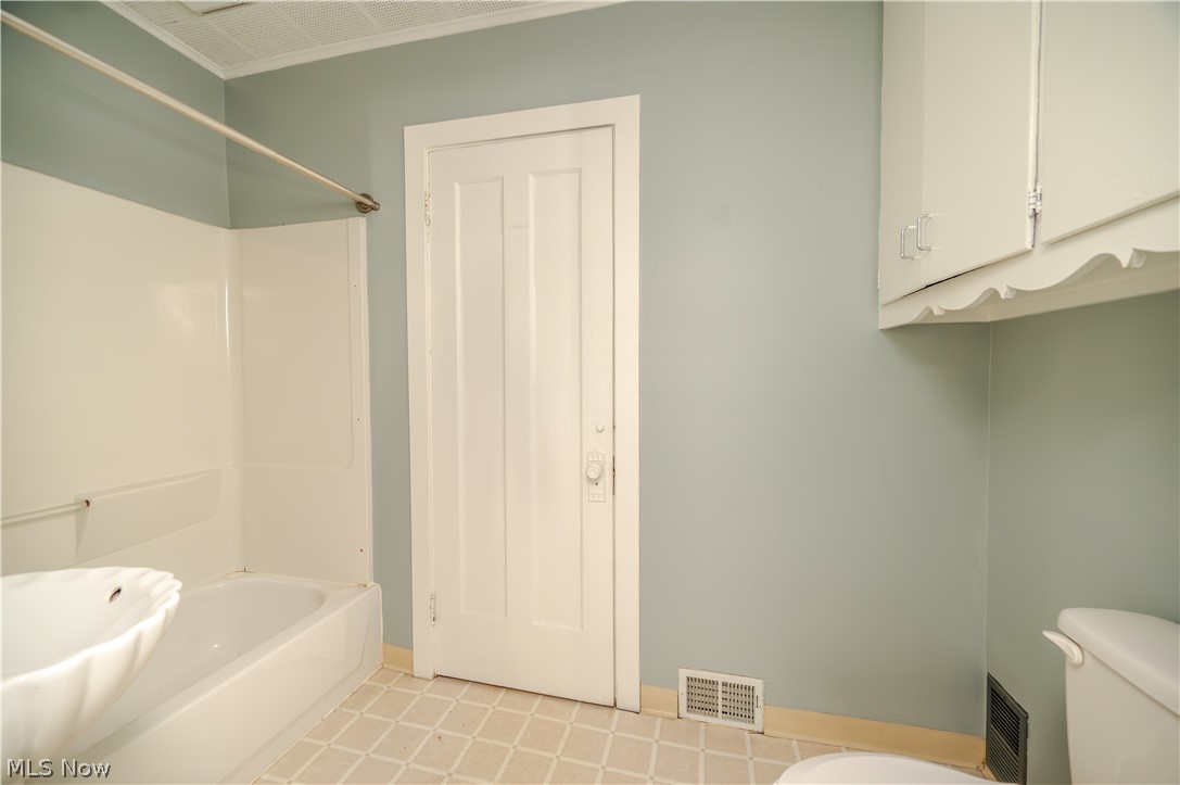 626 Woodbine Avenue SE Warren OH 44483