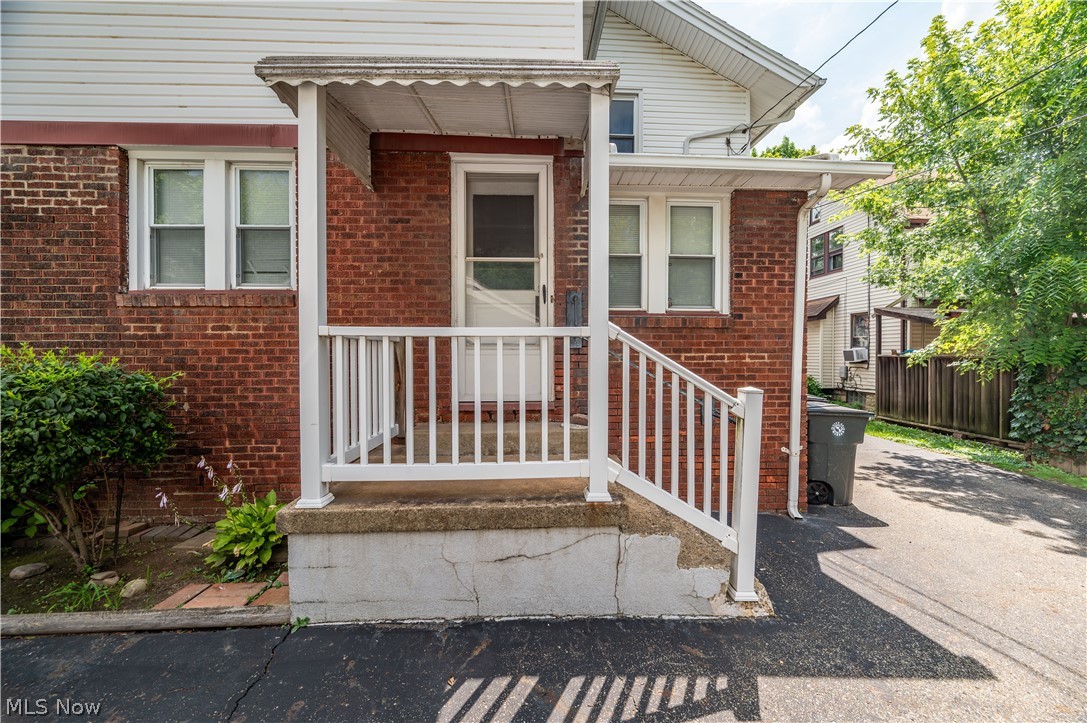 626 Woodbine Avenue SE Warren OH 44483