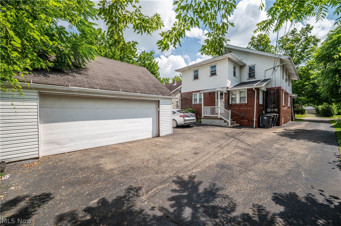 626 Woodbine Avenue SE Warren OH 44483