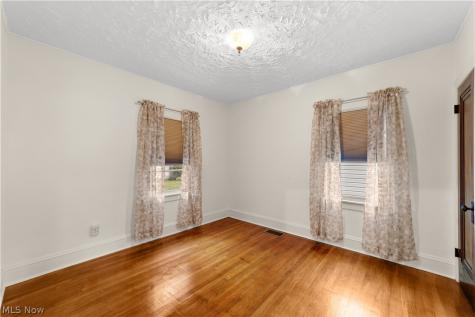 14602 Mitchell Avenue Cleveland OH 44111