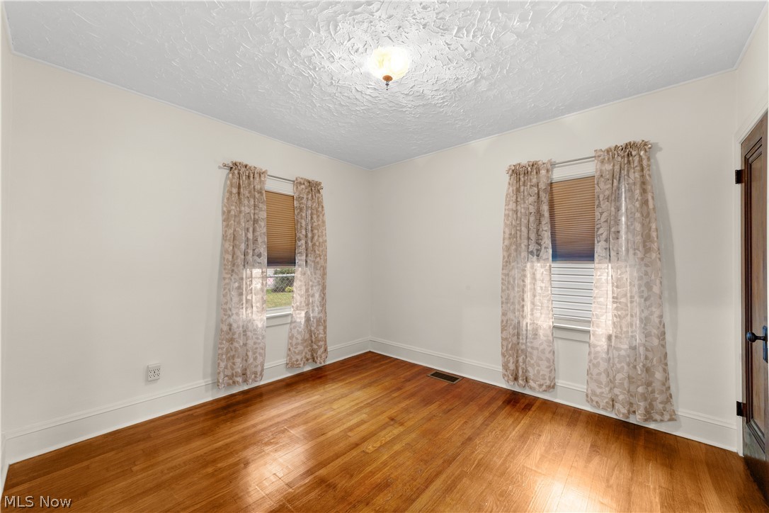 14602 Mitchell Avenue Cleveland OH 44111