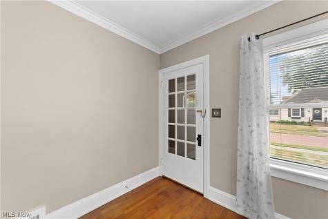 14602 Mitchell Avenue Cleveland OH 44111