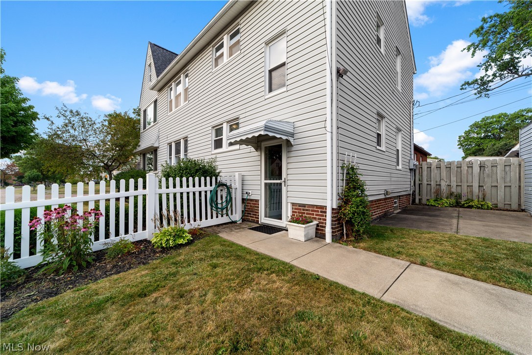 14602 Mitchell Avenue Cleveland OH 44111