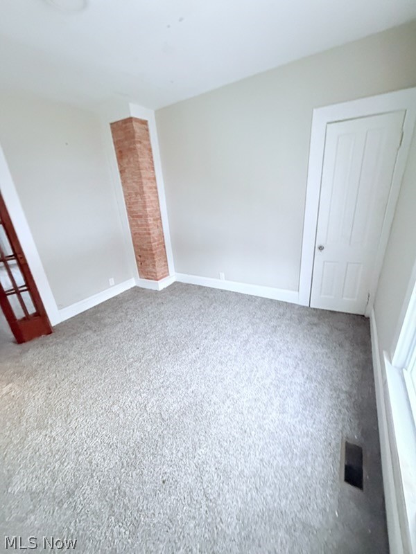 3216 Riverside Avenue Cleveland OH 44109