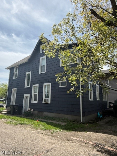 923 10th Street NW Canton OH 44703