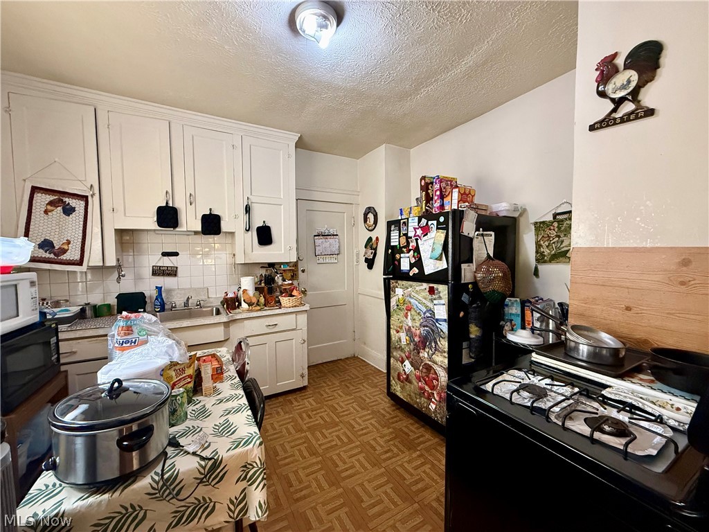412 E 146th Street Cleveland OH 44110