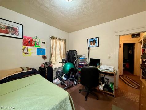 412 E 146th Street Cleveland OH 44110