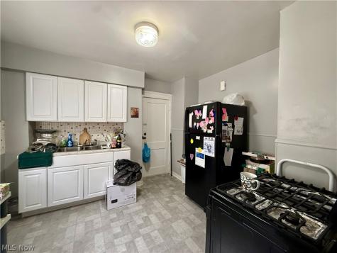412 E 146th Street Cleveland OH 44110