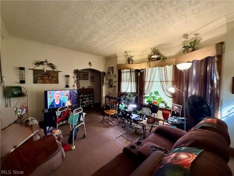 412 E 146th Street Cleveland OH 44110