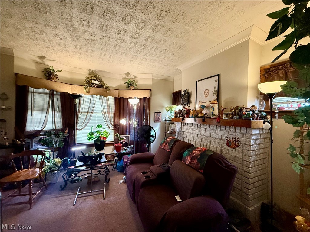412 E 146th Street Cleveland OH 44110