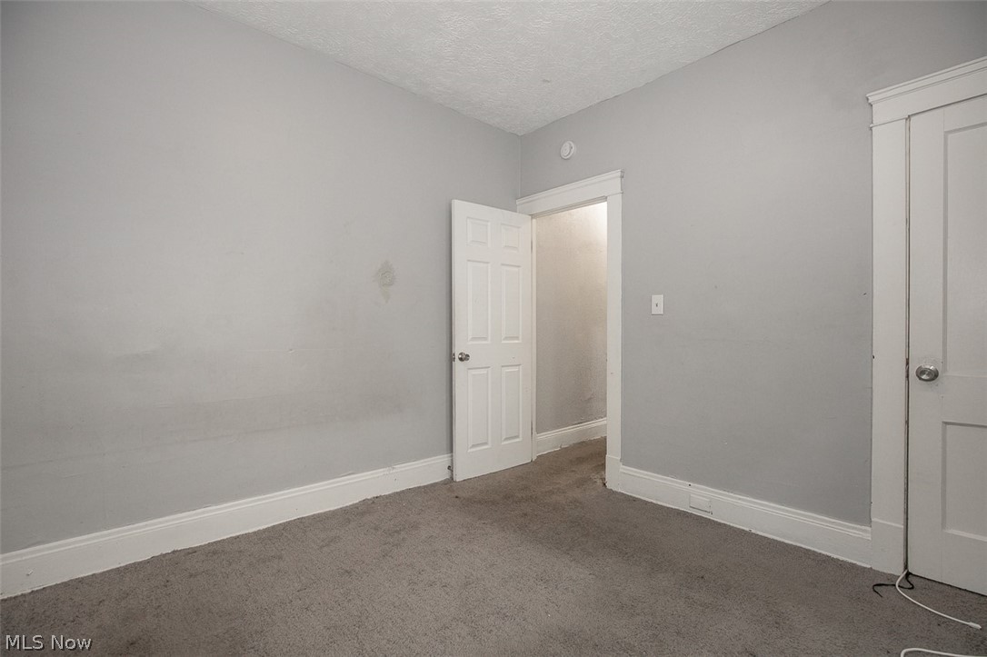 9421 Parkview Avenue Cleveland OH 44104