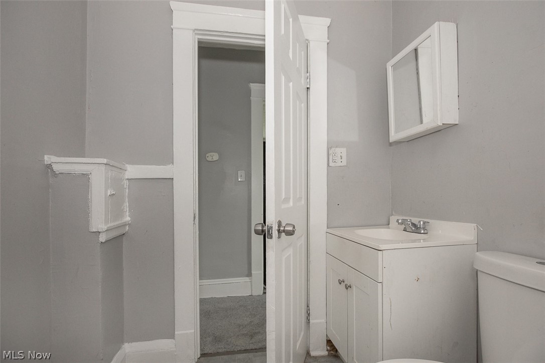 9421 Parkview Avenue Cleveland OH 44104