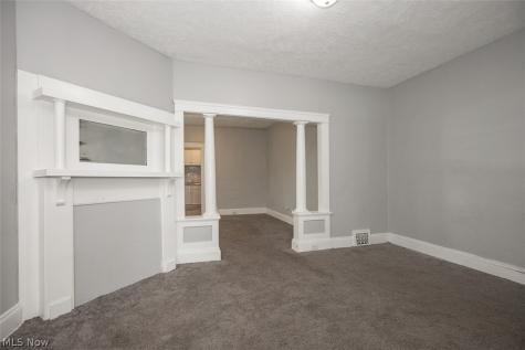 9421 Parkview Avenue Cleveland OH 44104