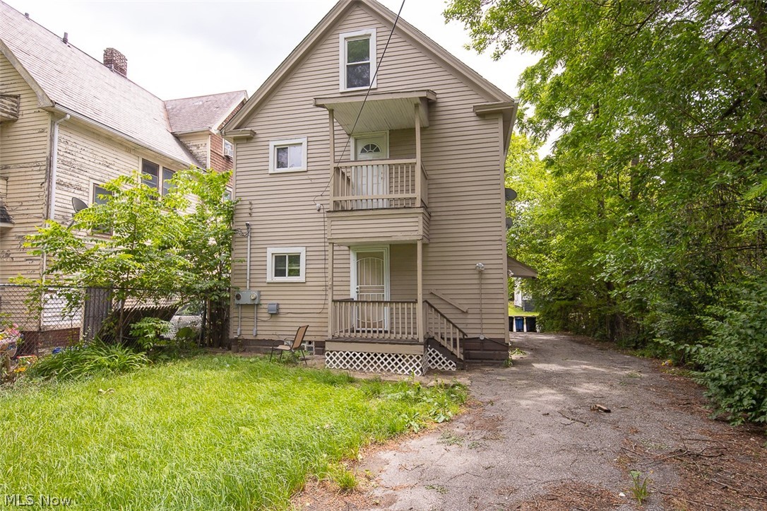 9421 Parkview Avenue Cleveland OH 44104