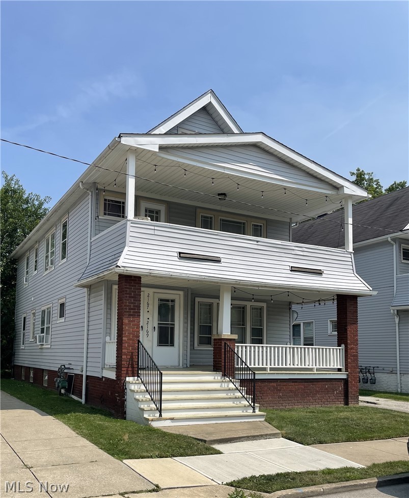 2169 Olive Avenue Lakewood OH 44107