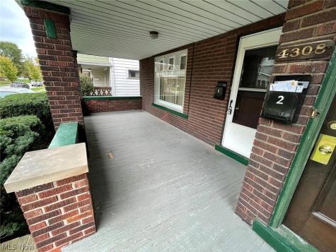 4308 Beta Avenue Newburgh Heights OH 44105