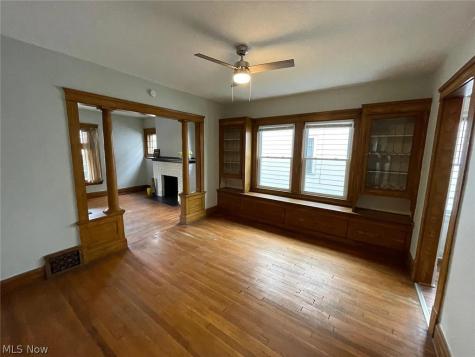 4308 Beta Avenue Newburgh Heights OH 44105