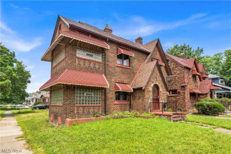 3852 E 140th Street Cleveland OH 44128