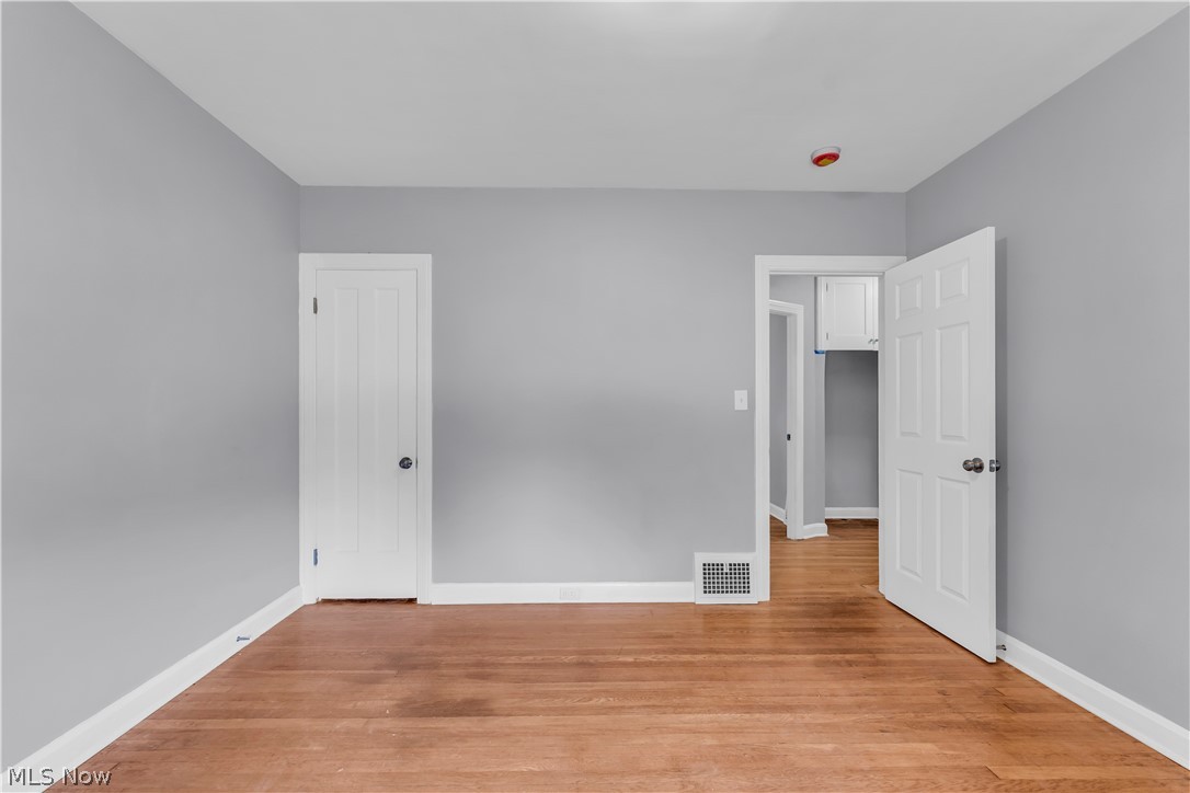 3852 E 140th Street Cleveland OH 44128