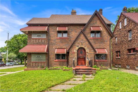 3852 E 140th Street Cleveland OH 44128