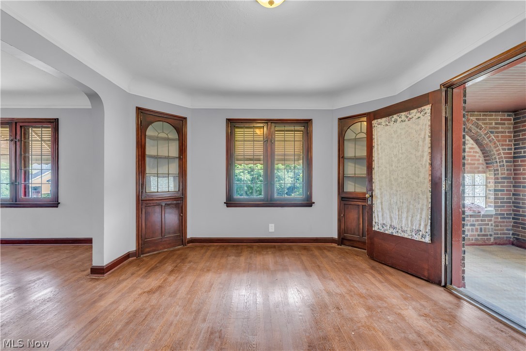 3852 E 140th Street Cleveland OH 44128