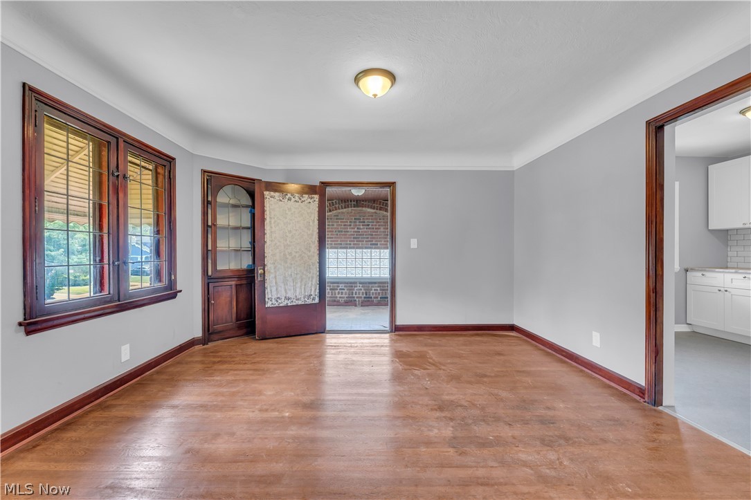 3852 E 140th Street Cleveland OH 44128