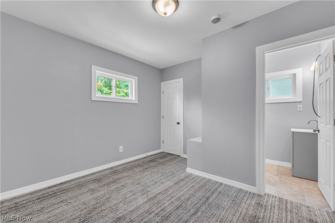 3852 E 140th Street Cleveland OH 44128