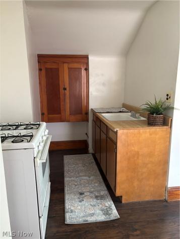 18309 Edgerton Road Cleveland OH 44119