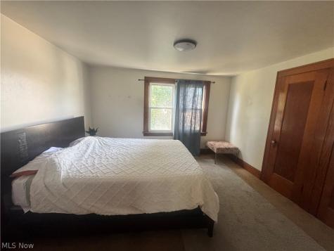 18309 Edgerton Road Cleveland OH 44119