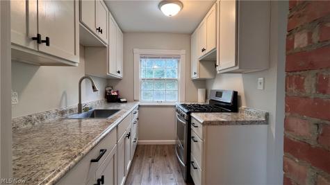 3397 Westbury Road Shaker Heights OH 44120