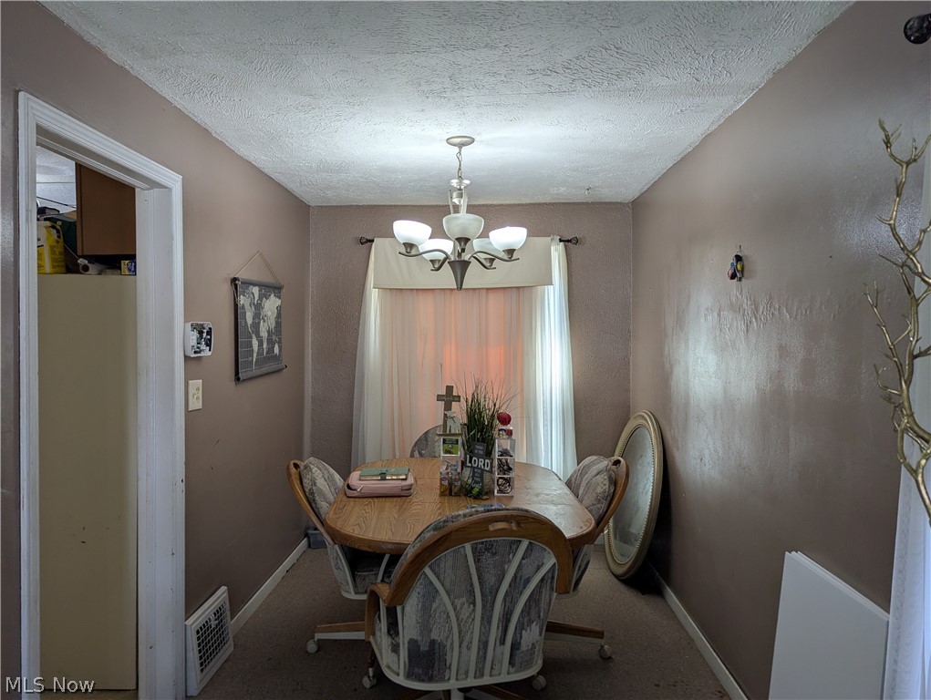 1490 - 1492 E 250th Street Euclid OH 44117