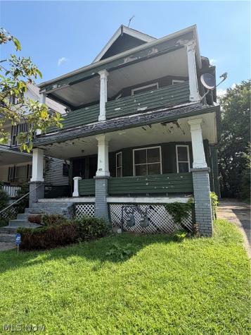 621 E 128th Street Cleveland OH 44108