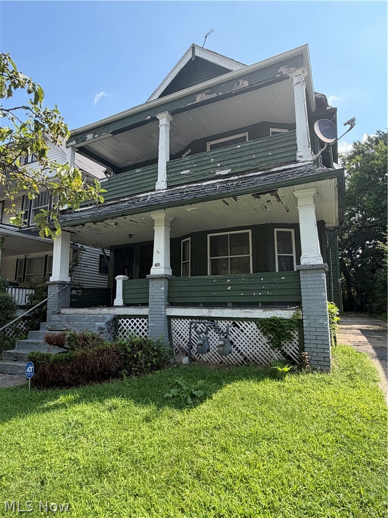 621 E 128th Street Cleveland OH 44108