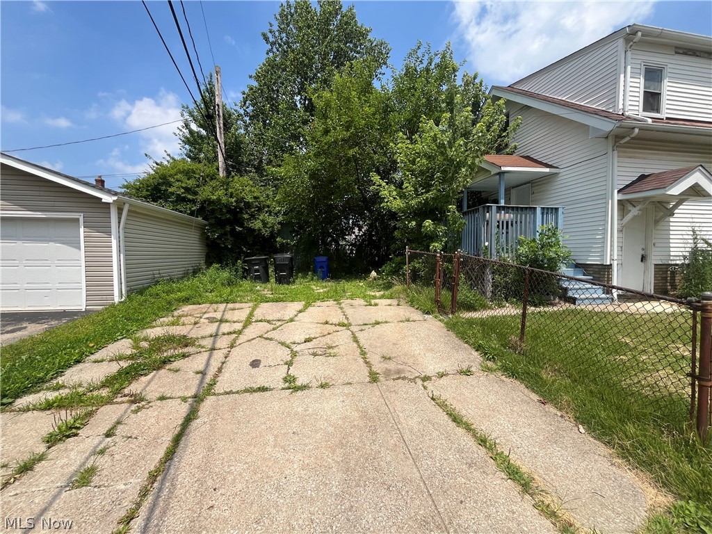 3542 W 119th Street Cleveland OH 44111