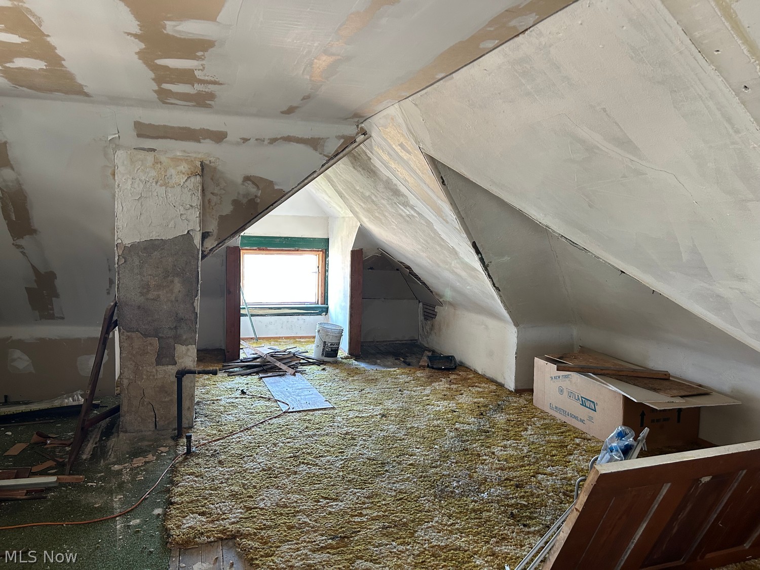 205 Washington Avenue Lorain OH 44052