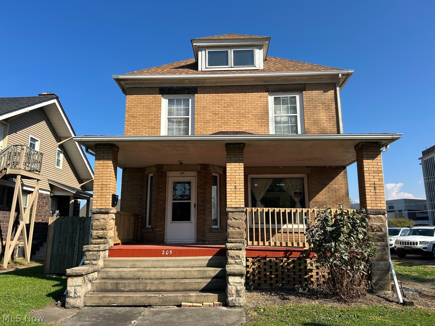 205 Washington Avenue Lorain OH 44052