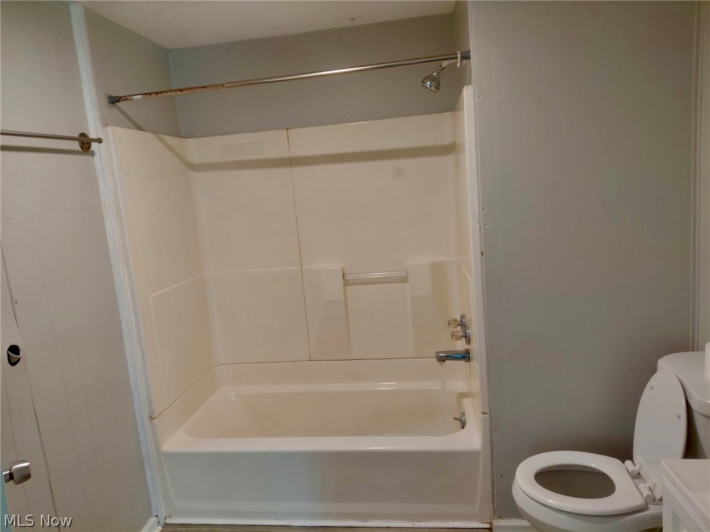 716 S 8th Street Cambridge OH 43725