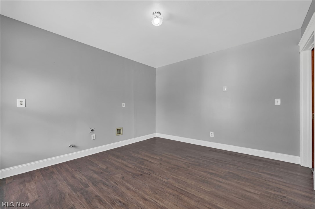 4438 Pearl Road Cleveland OH 44109