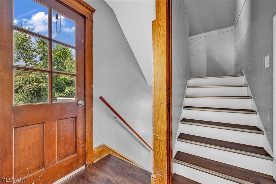 4438 Pearl Road Cleveland OH 44109