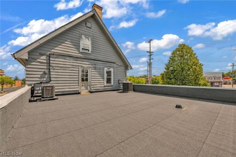 4438 Pearl Road Cleveland OH 44109