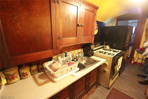 56 N Osborn Youngstown OH 44509