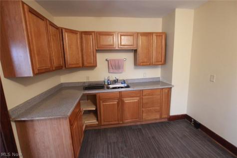 56 N Osborn Youngstown OH 44509