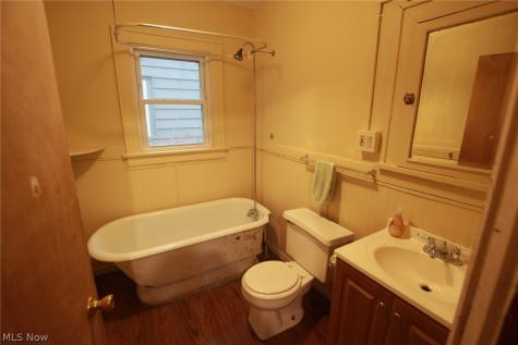 56 N Osborn Youngstown OH 44509