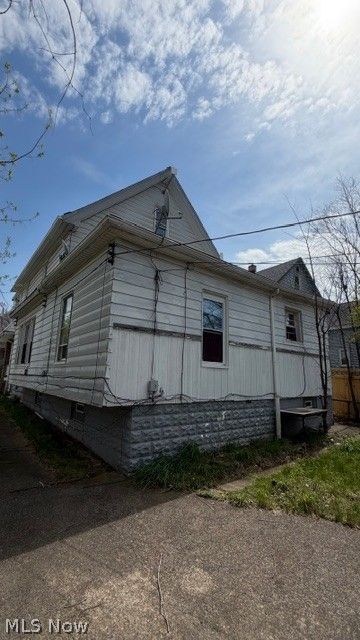 2624 E 114th Street Cleveland OH 44104