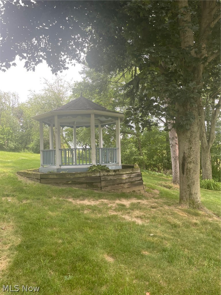 6218 Island Drive Canton OH 44718